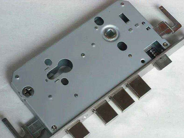 九龙24小时上门开锁公司