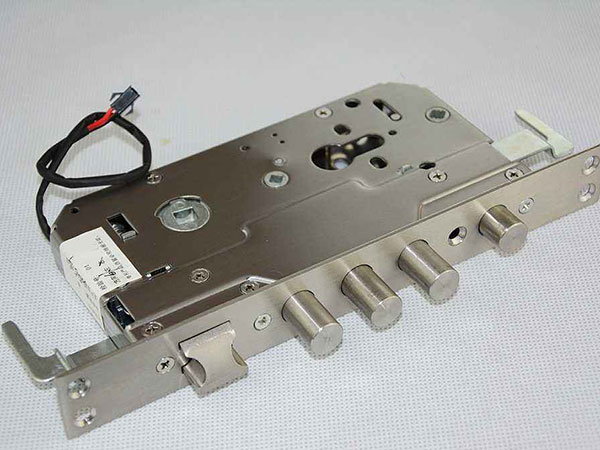 九龙24小时上门开锁公司